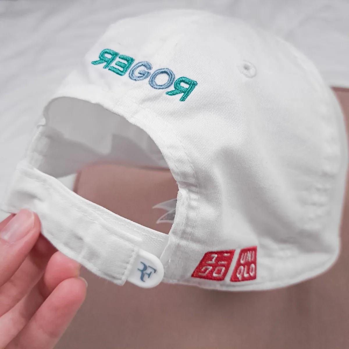 Uniqlo White Roger Federer RF Cap Wimbledon 2021 - Image 4
