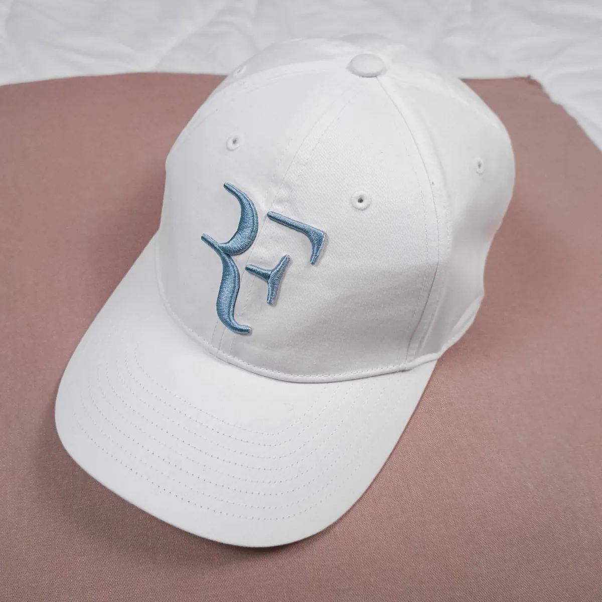 Uniqlo White Roger Federer RF Cap Wimbledon 2021 - Image 1
