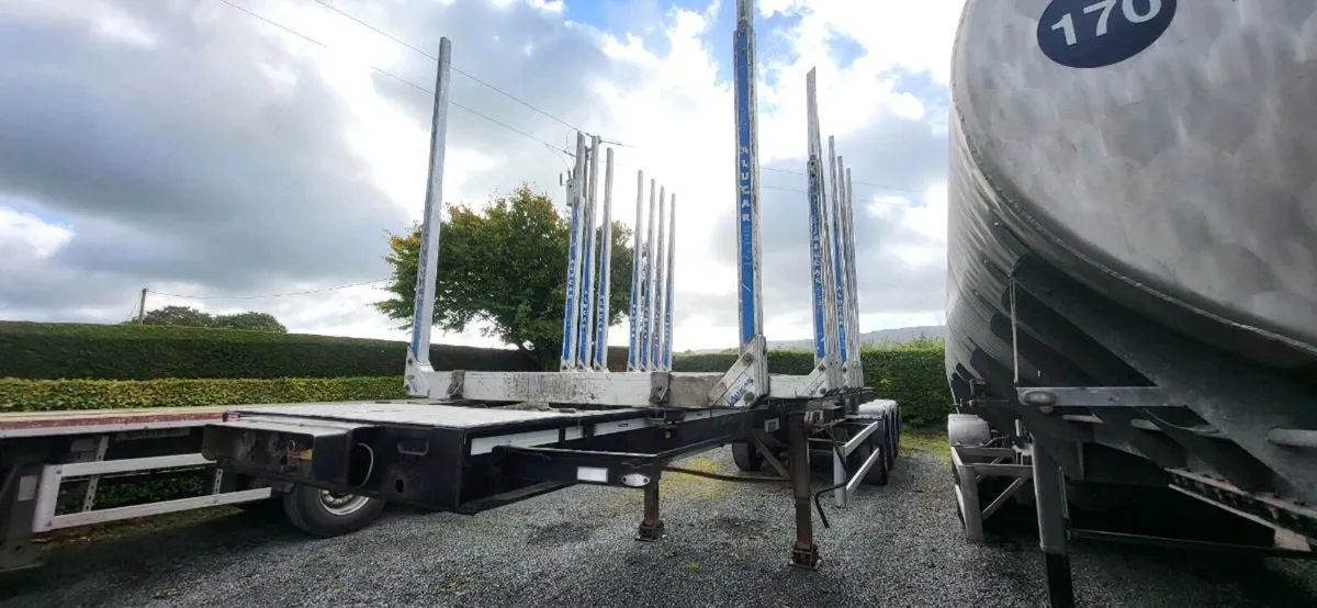 Trailer - Image 1