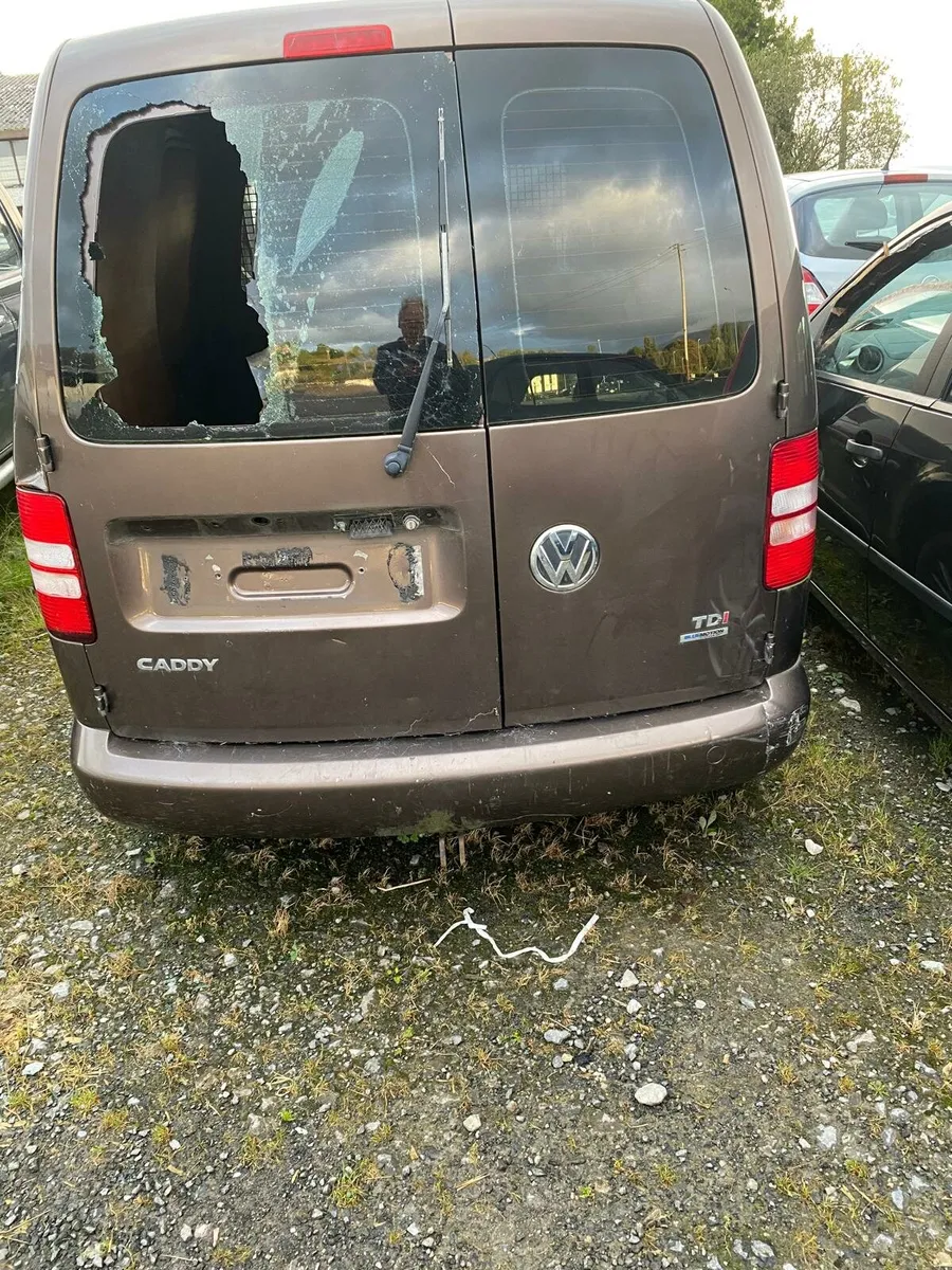13 Caddy Van