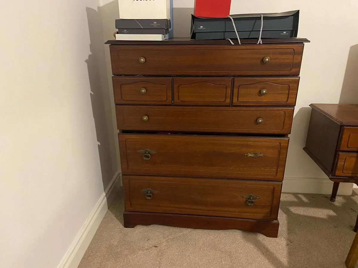 Bedroom furniture - Image 3