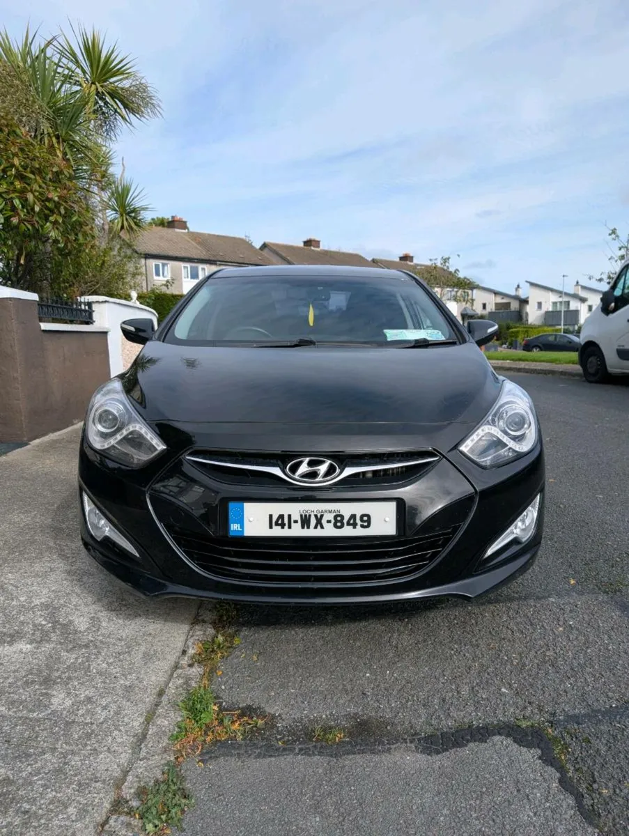 2014 Hyundai i40 (Blue) Saloon - Image 1