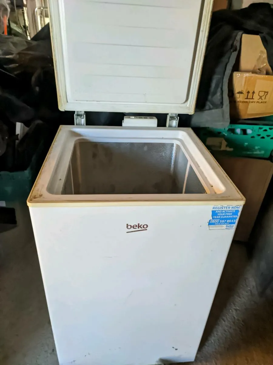 Beko Small chest freezer - Image 3