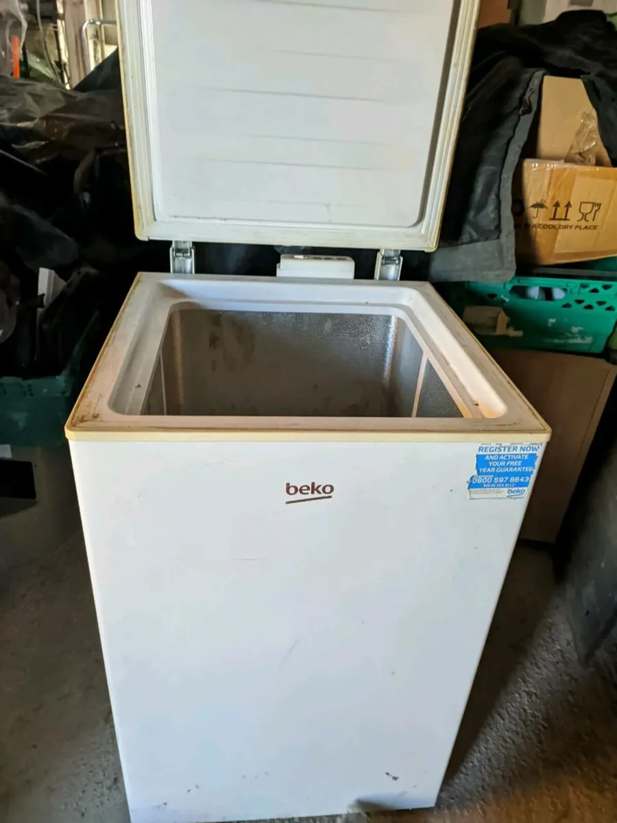 Beko Small chest freezer - Image 4