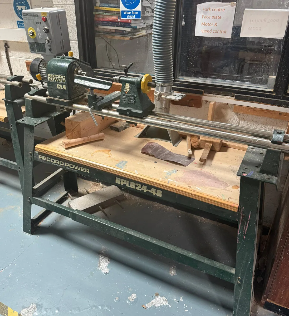 Record cl4 variable speed lathes ex school - Image 2