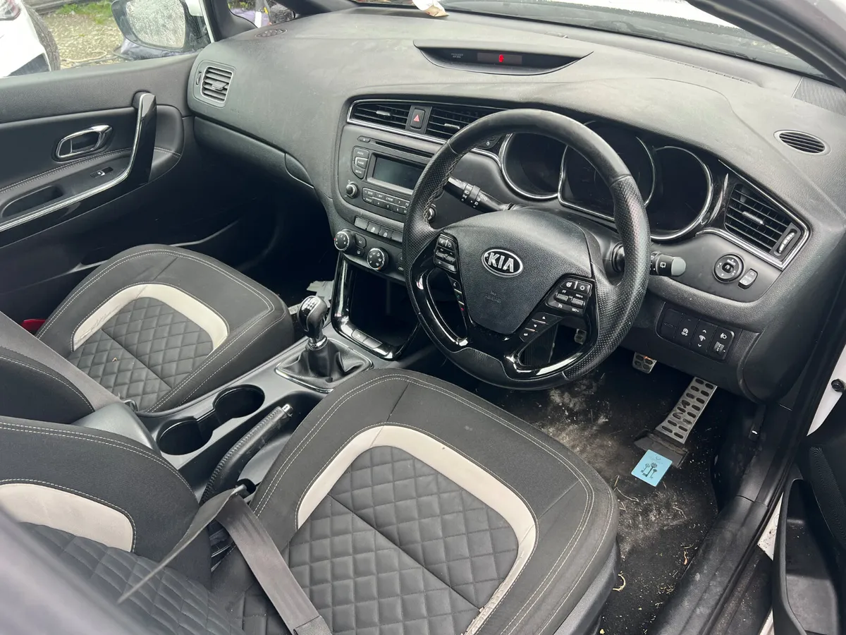 2017 Kia Ceed Gt-Line 1.0 Turbo - Image 4