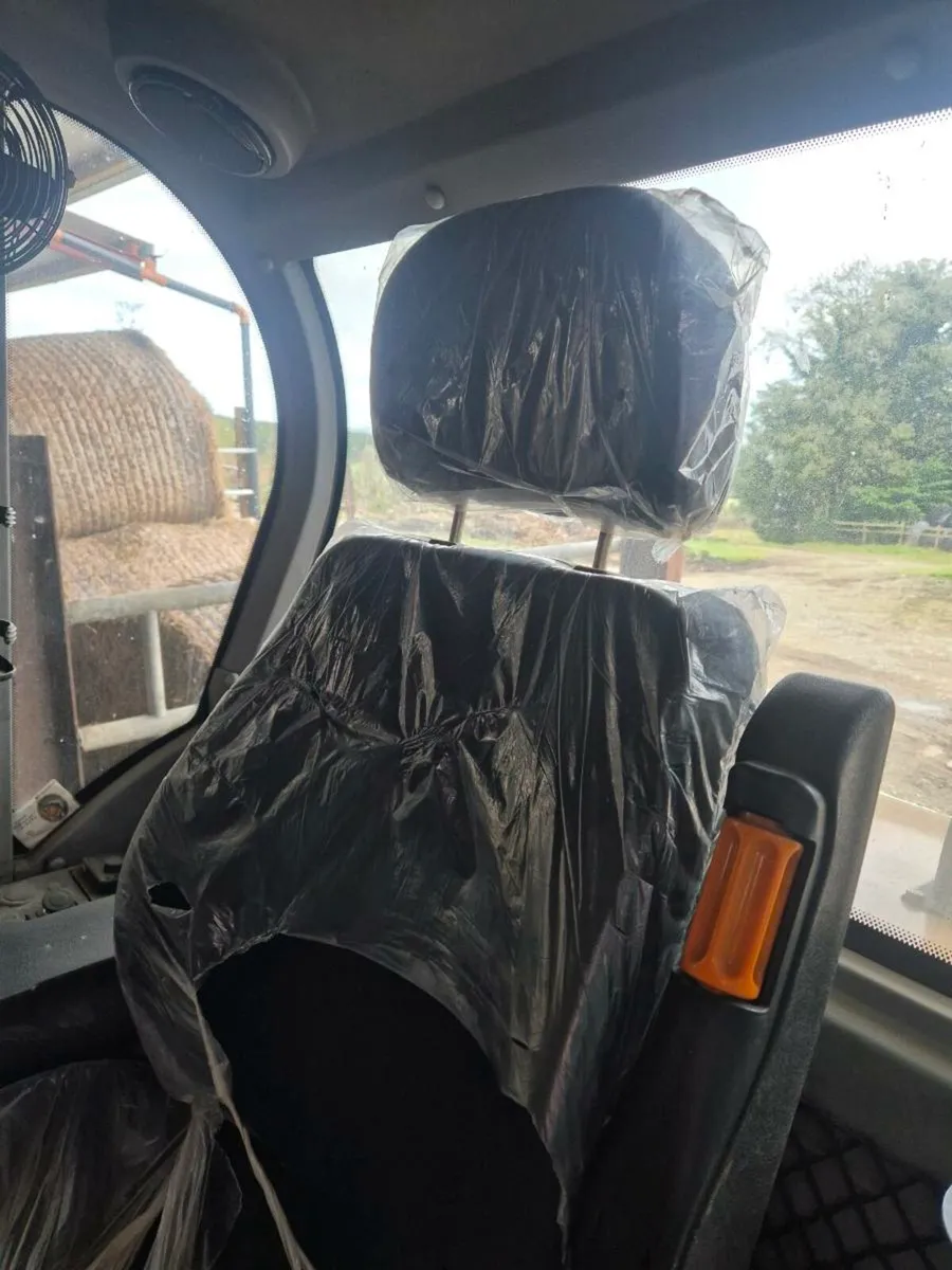 Loader - Image 4