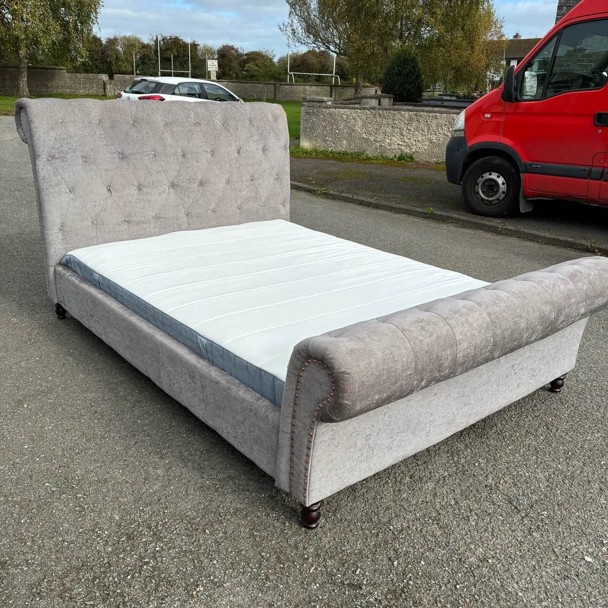 5ft King Sleigh Bed Frame & Mattress - Image 3