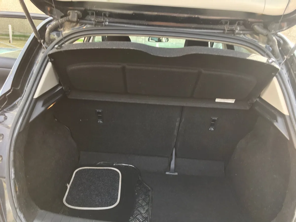 Nissan Pulsar 2015 - Image 3