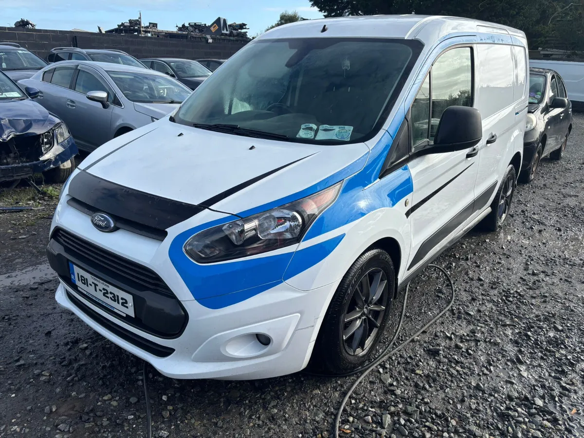 181 Ford Transit Connect Trend drive away - Image 2