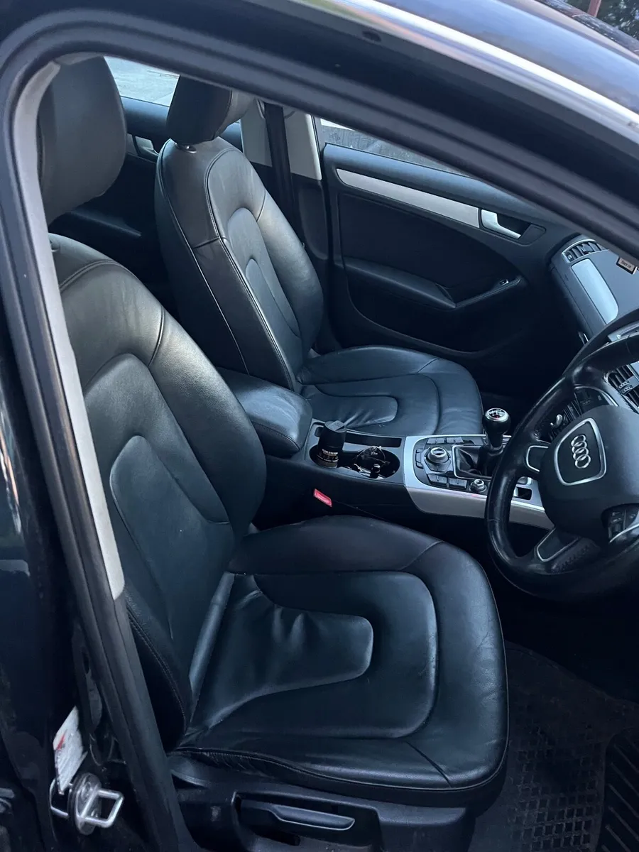 Audi A4 2012 - Image 4
