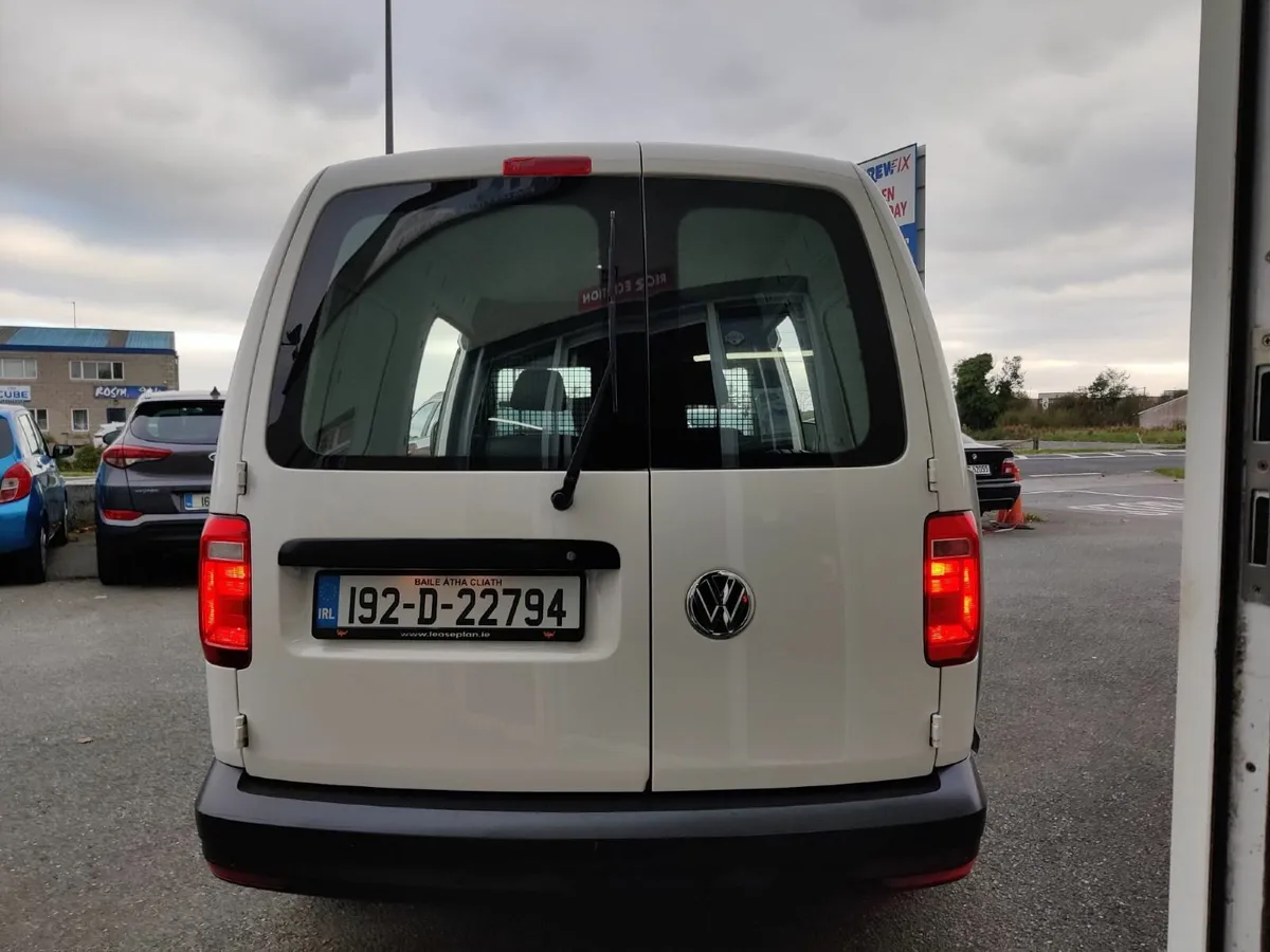 Vw Caddy 192 2.0 Tdi Long Base Low km Vat 23 % in - Image 3