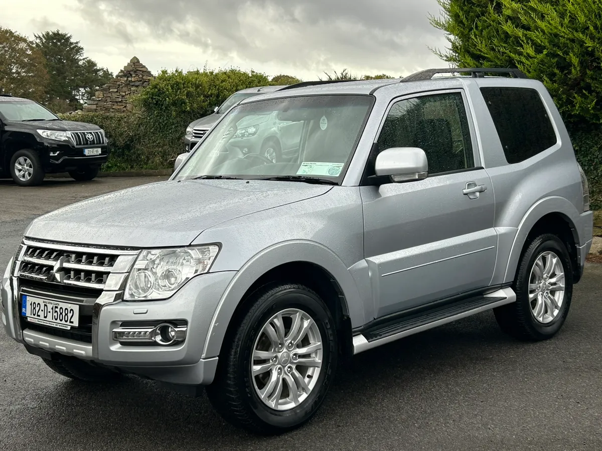 2018 Mitsubishi Pajero SWB 3.2 DiD Manual - Image 3