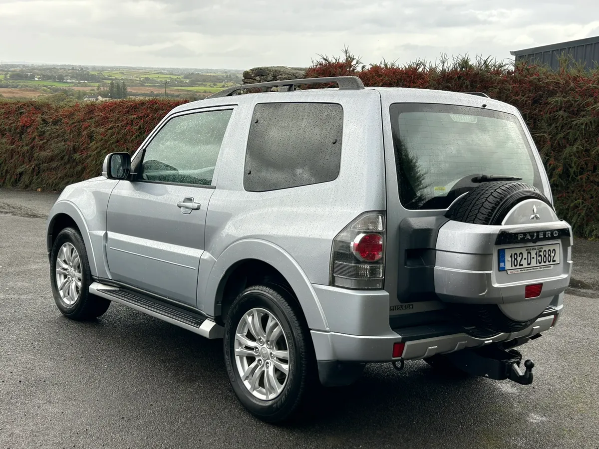 2018 Mitsubishi Pajero SWB 3.2 DiD Manual - Image 4