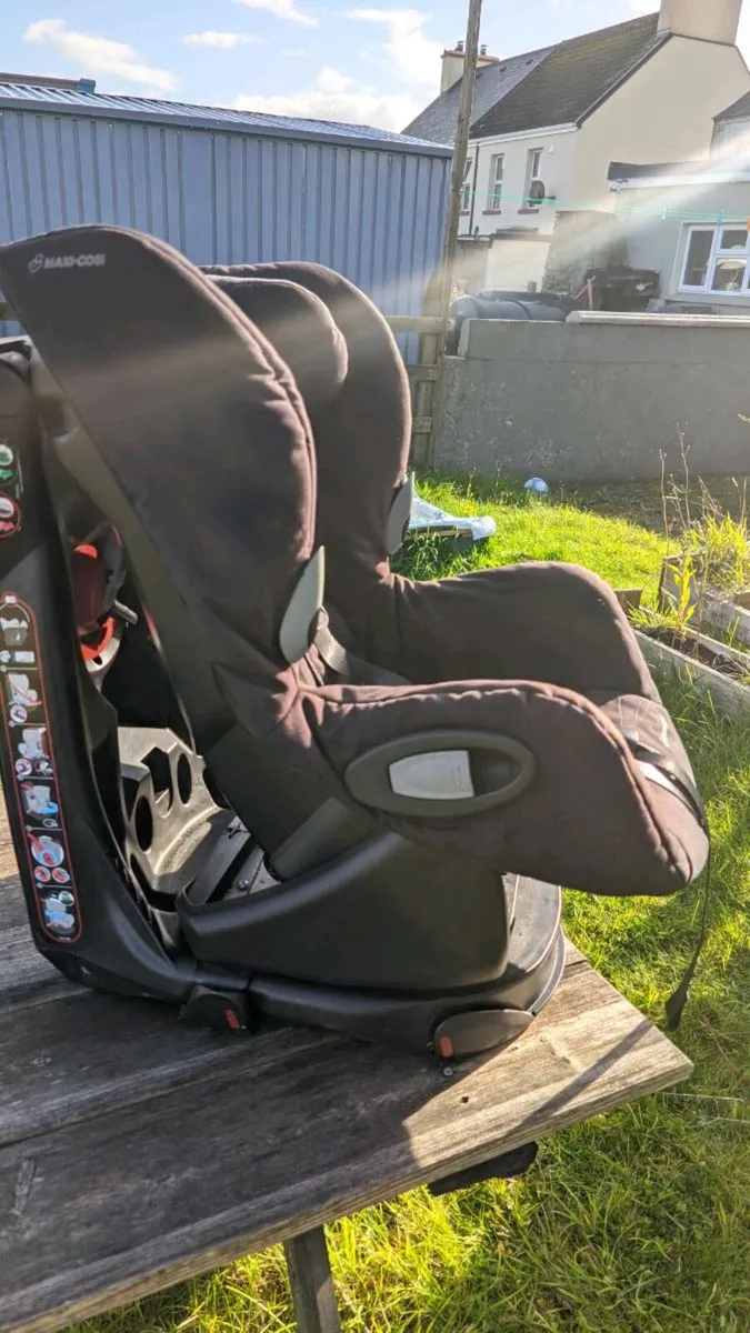 Maxi-Cosi Axiss Car Seat – 9–18 kg - Image 2