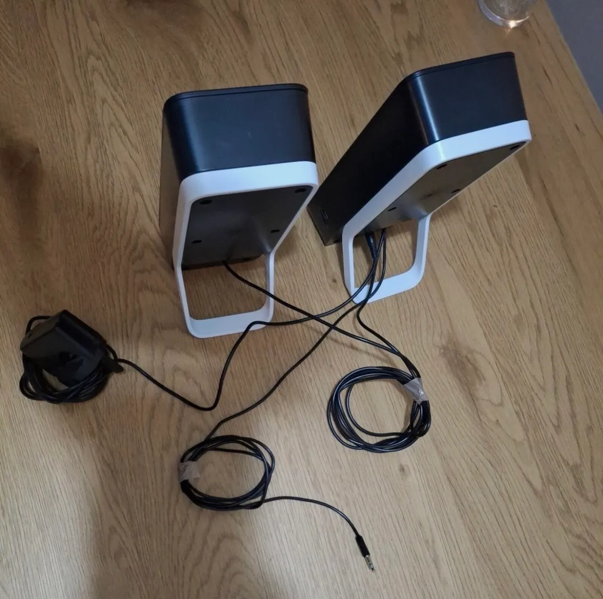 Logitech z200 speakers - Image 2