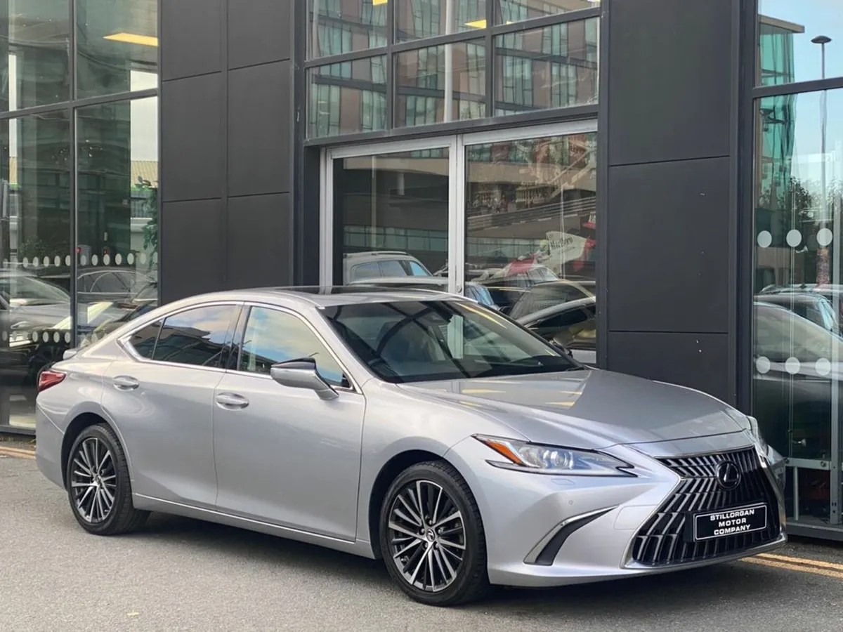 Lexus ES 300H - Image 3