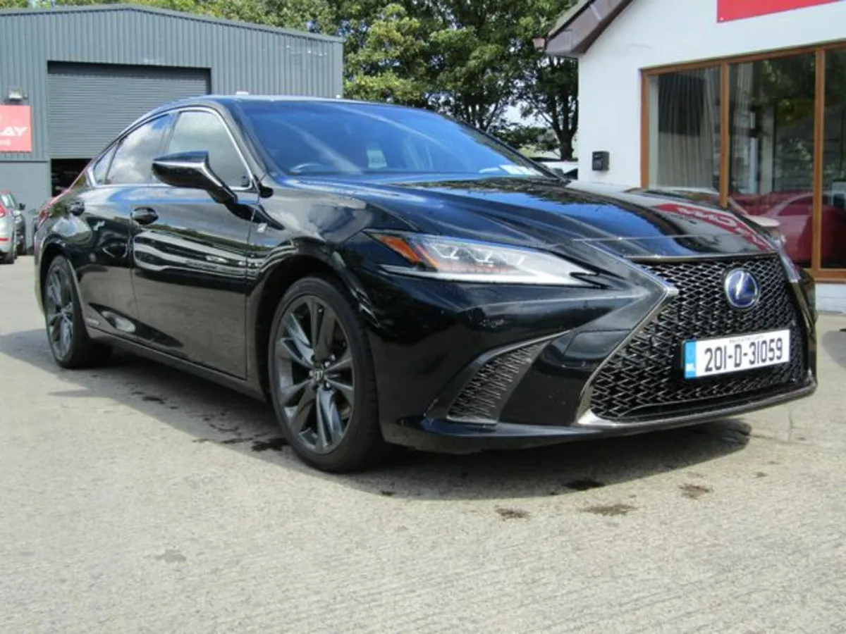 Lexus ES 2.5 F Sport CVT 218HP 4DR Auto - Image 2