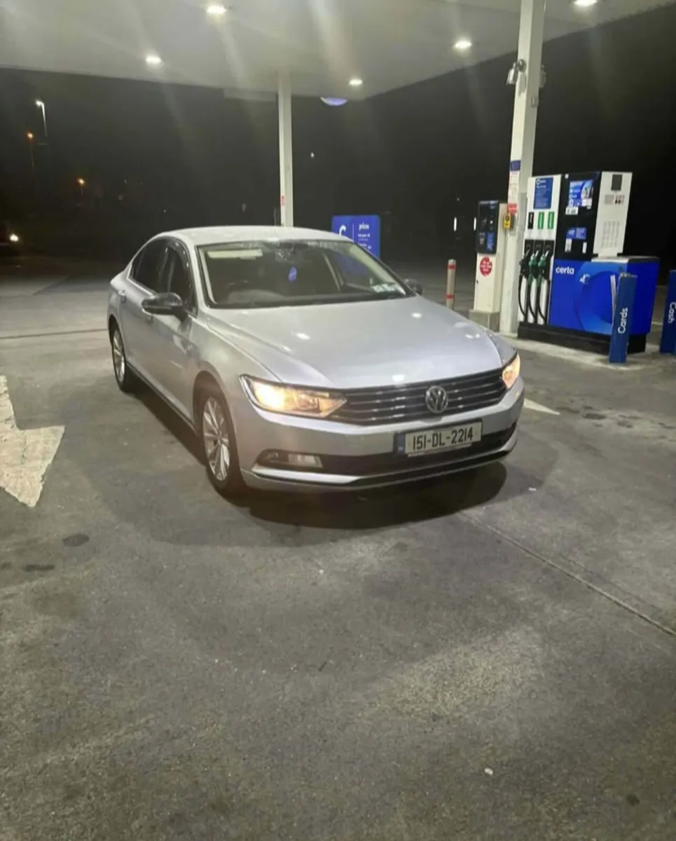 Volkswagon passat 2015 - Image 1