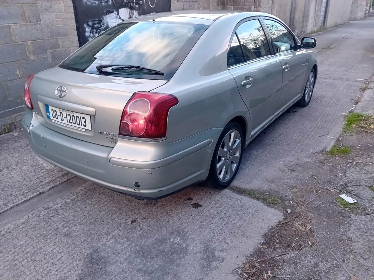 Toyota avensis - Image 2