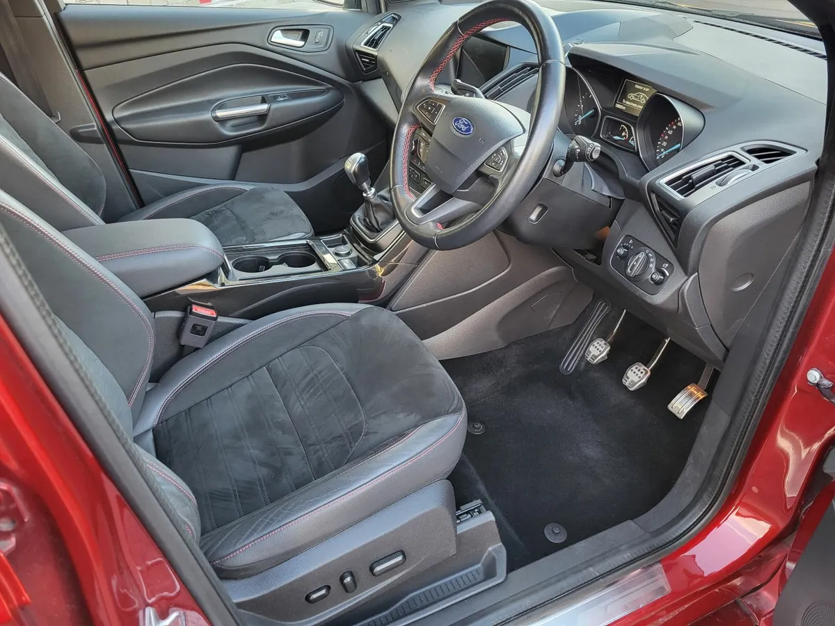 2018 Ford Kuga ST Line 1.5 TDCI  , Heated Seats - Image 3
