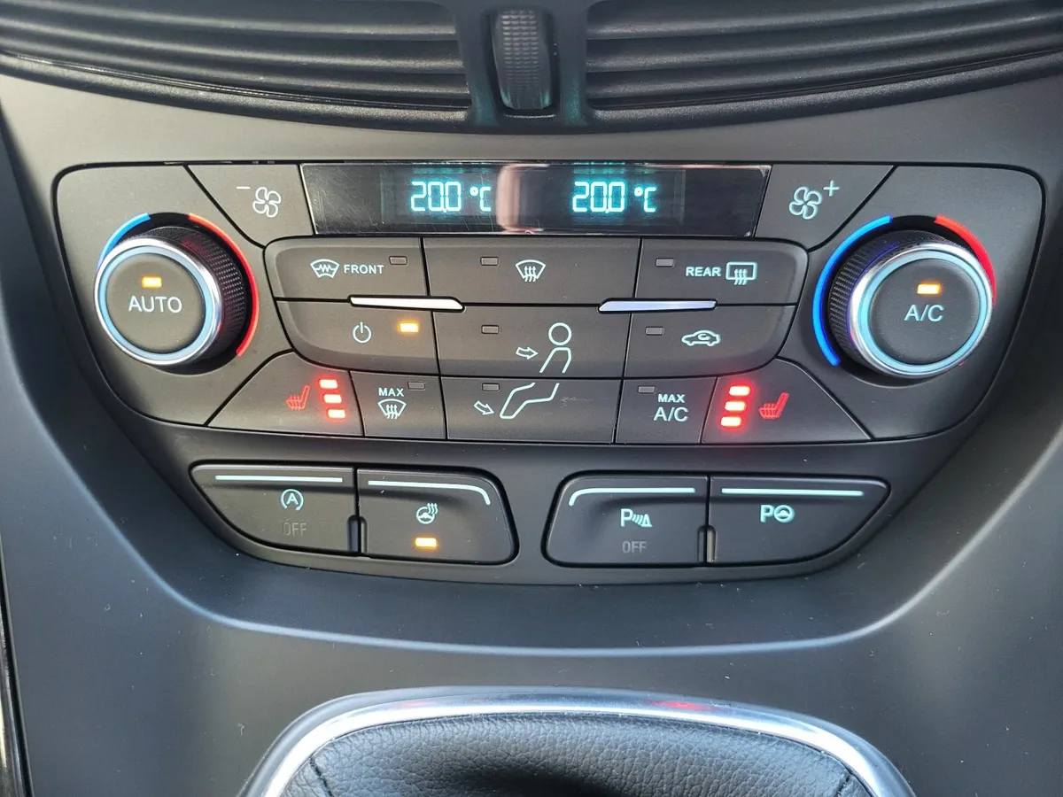 2018 Ford Kuga ST Line 1.5 TDCI  , Heated Seats - Image 4