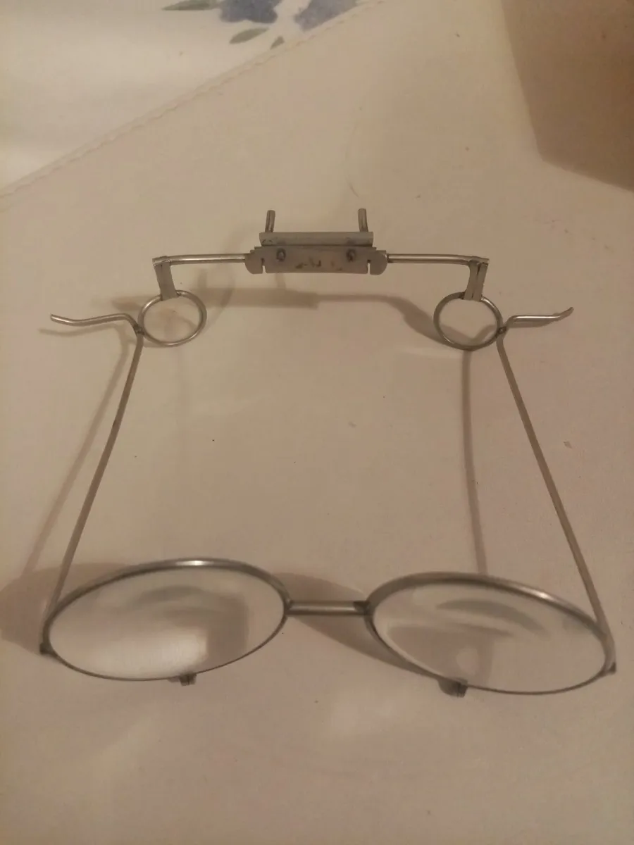 Watch  Makers  Glasses - Image 1