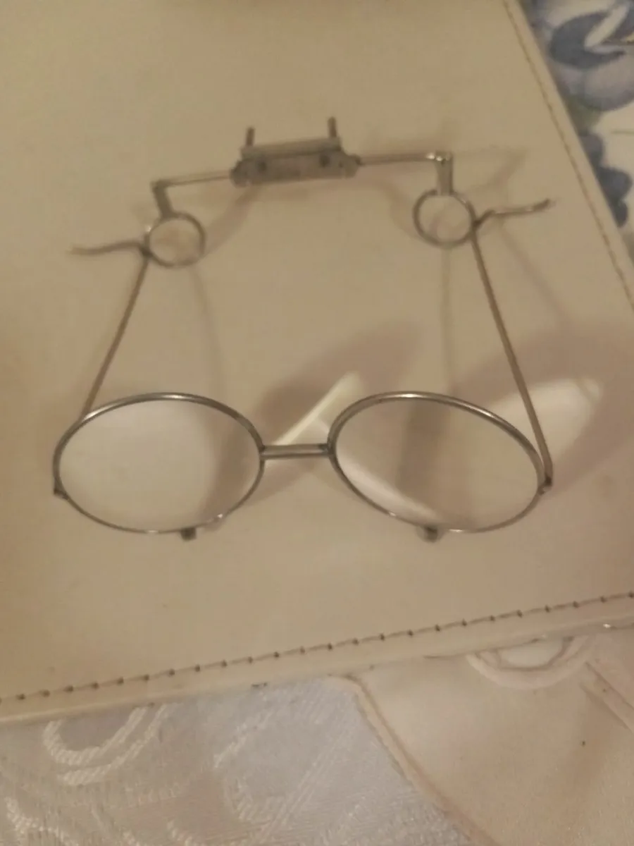 Watch  Makers  Glasses - Image 4