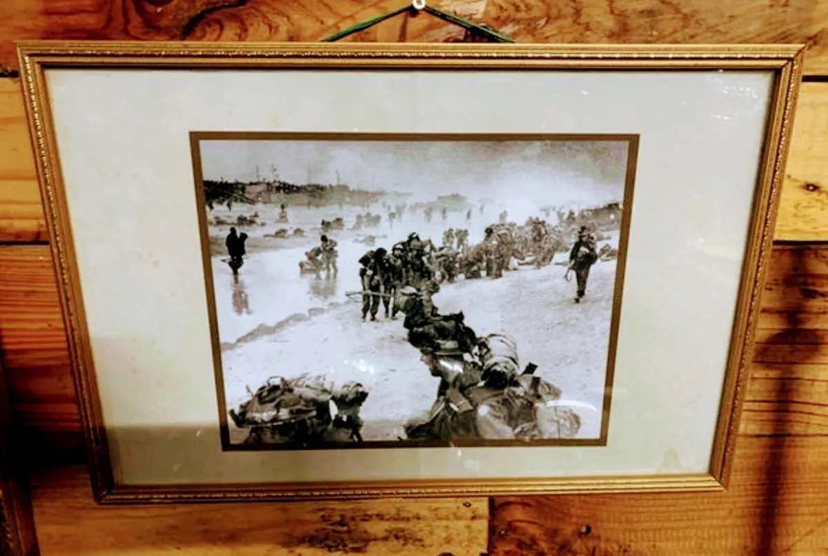 Three world war 2 framed photos - Image 2