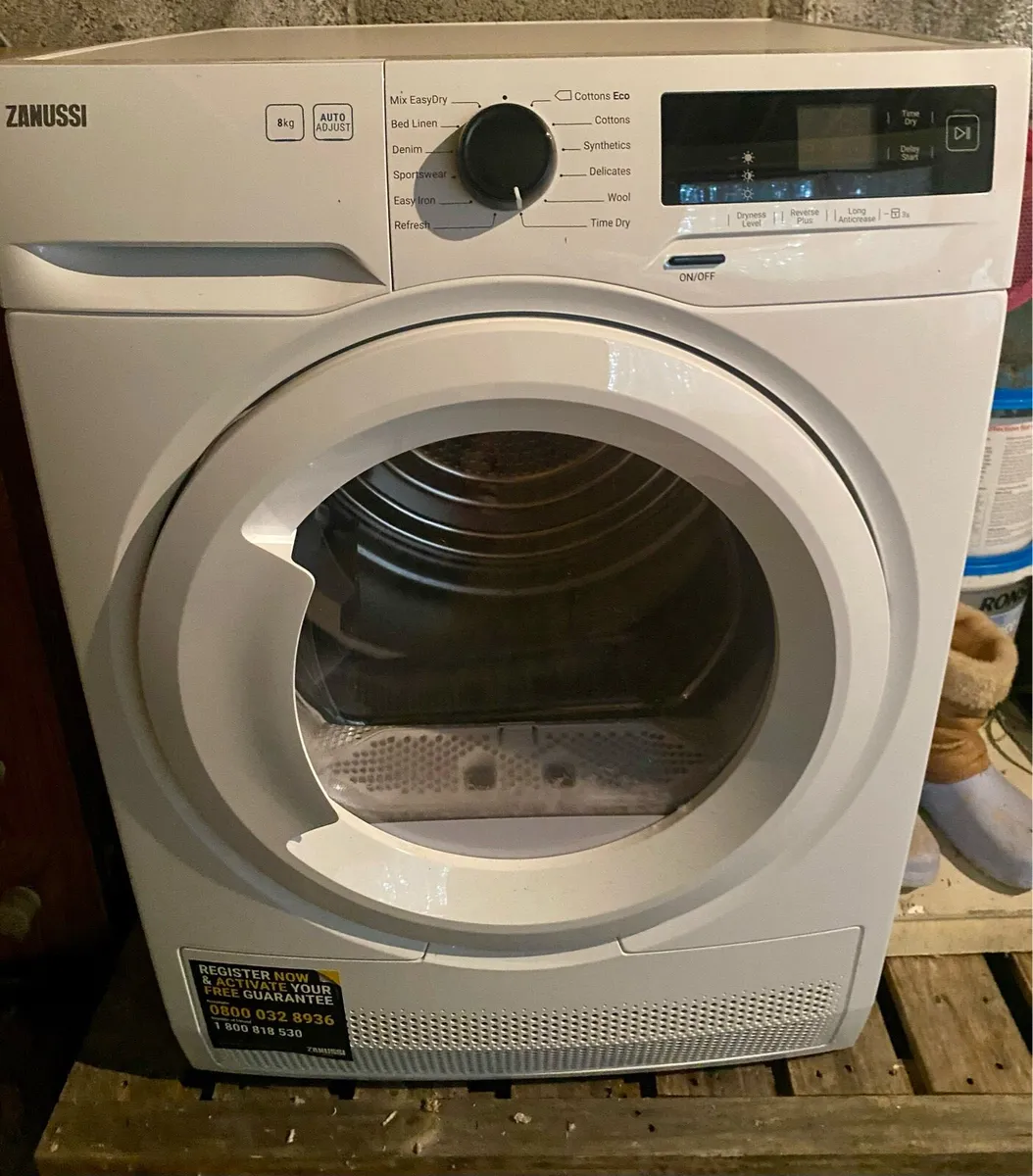 ZANUSSI HEAT PUMP TUMBLE DRYER *WARRANTY* - Image 1