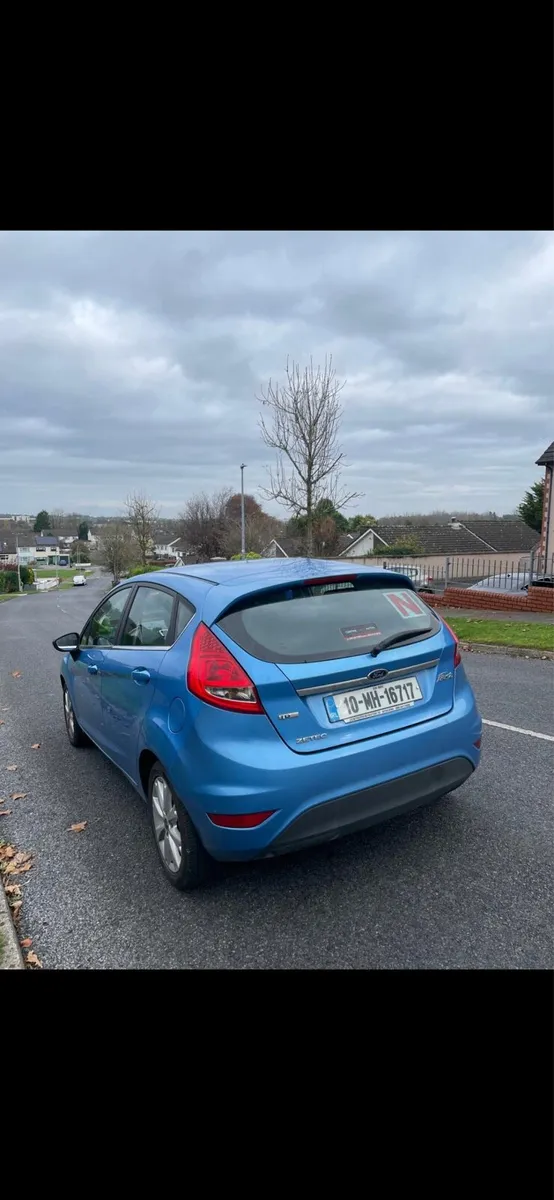 Ford Fiesta Zetec - 1.4 TDCI 68BHP 5DR - Image 4