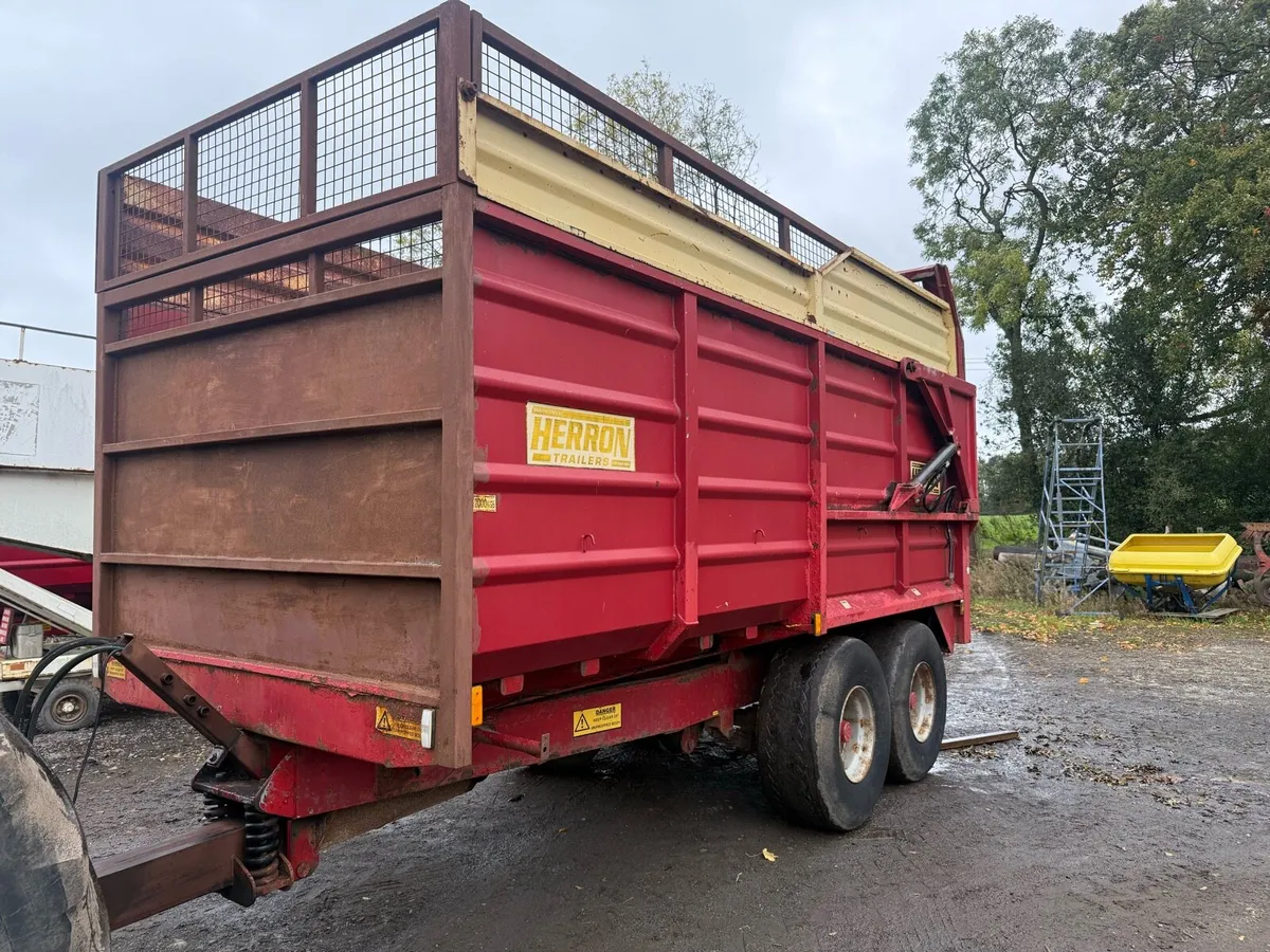Herron silage trailer - Image 1