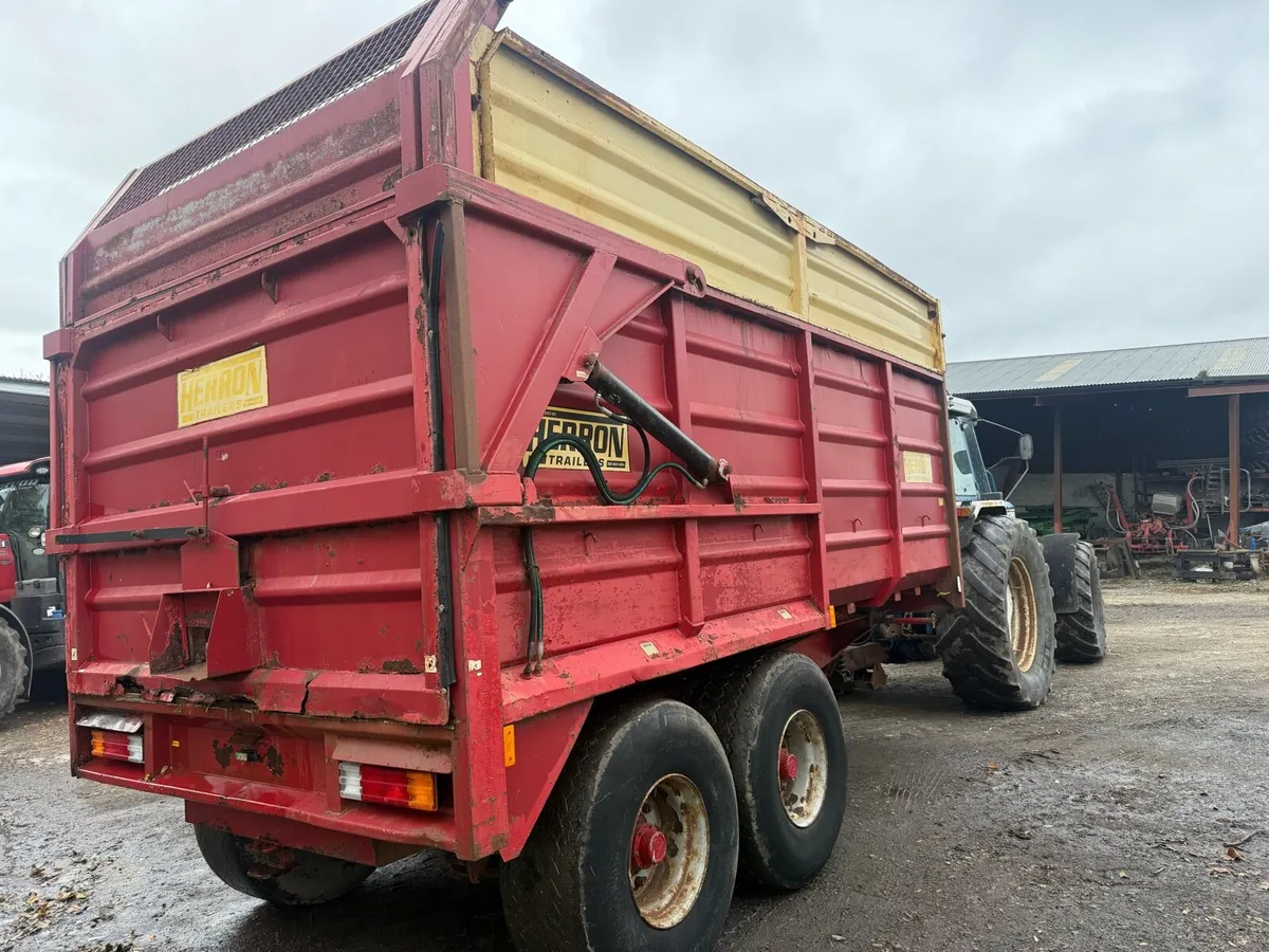 Herron silage trailer - Image 3