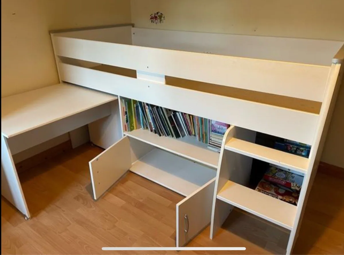 Kids Bed - Image 2