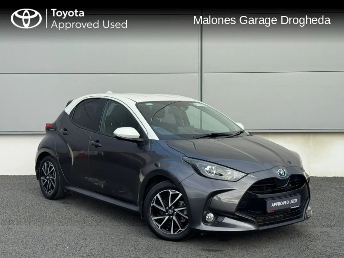 Toyota Yaris 1.5 Hybrid Luna Sport Call Now 041 98 - Image 1