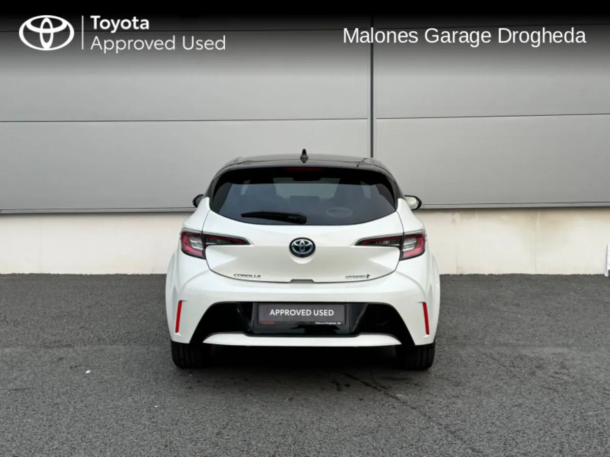 Toyota Corolla 1.8 Hybrid Luna Sport Call Now: 041 - Image 4