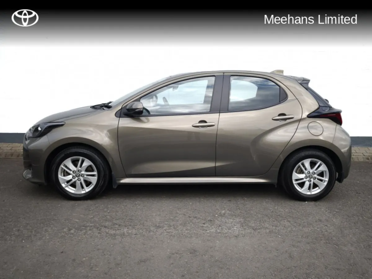 Toyota Yaris yaris hybrid luna - Image 3