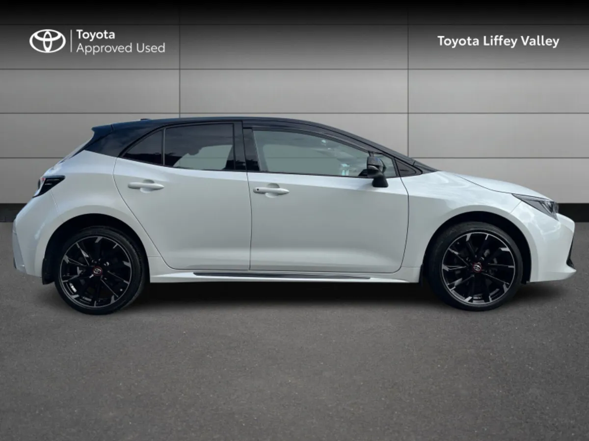 Toyota Corolla 1.8 HYB GR SPORT 4DR A 5DR AUTO - Image 3
