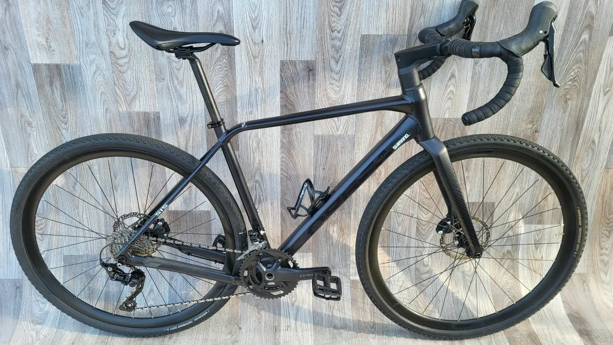 GRAVEL Orbea Terra H40 Night Black - Image 1