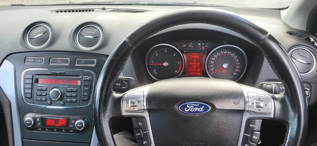 Ford Mondeo 2011 - Image 1