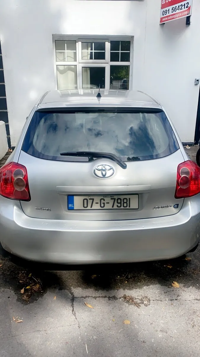 Toyota AURIS 2007,1.4 petrol - Image 3