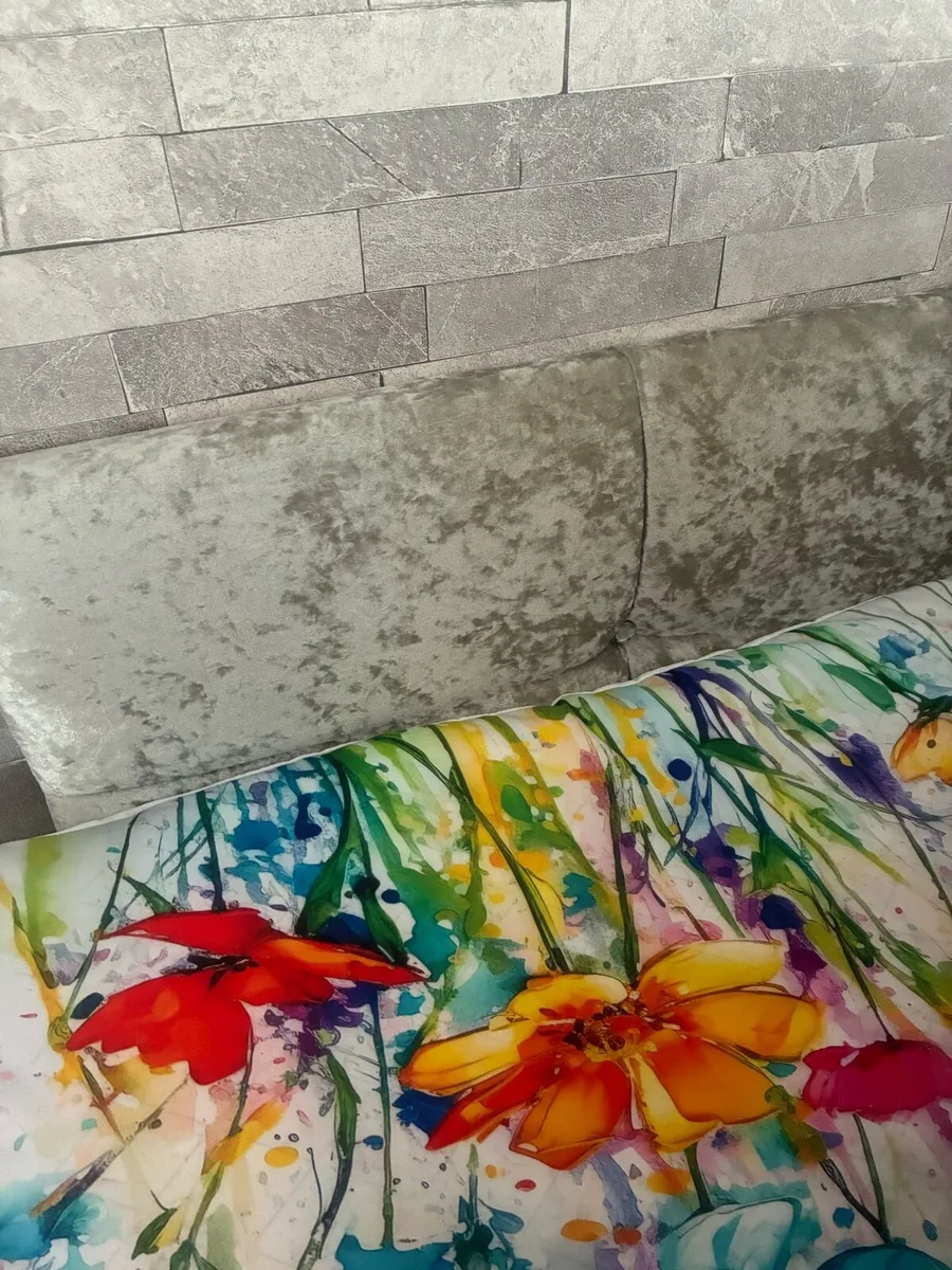 Base of bed - Image 2