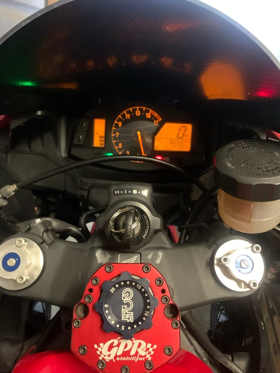Honda cbr 600 rr - Image 2