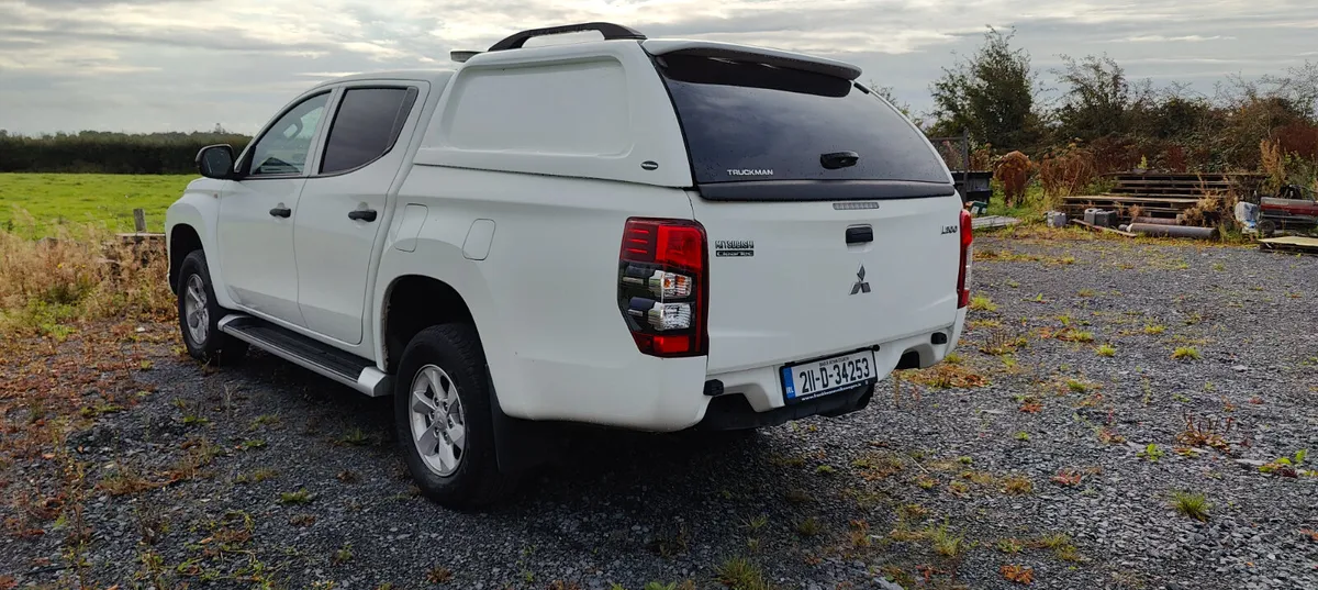 Mitsubishi L200 tub and canopy - Image 1