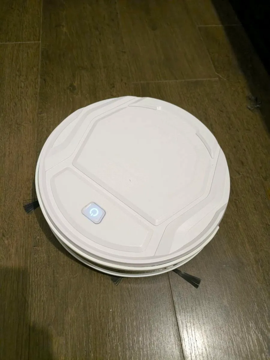 Lefant Robot Vacuum - Image 2