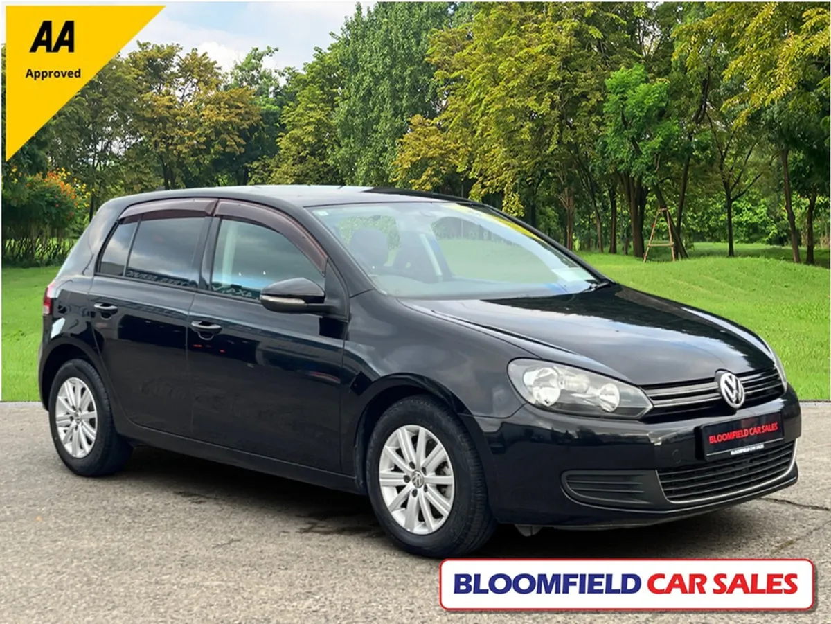 Volkswagen Golf 1.2TSI , AUTO // PRISTINE - Image 1