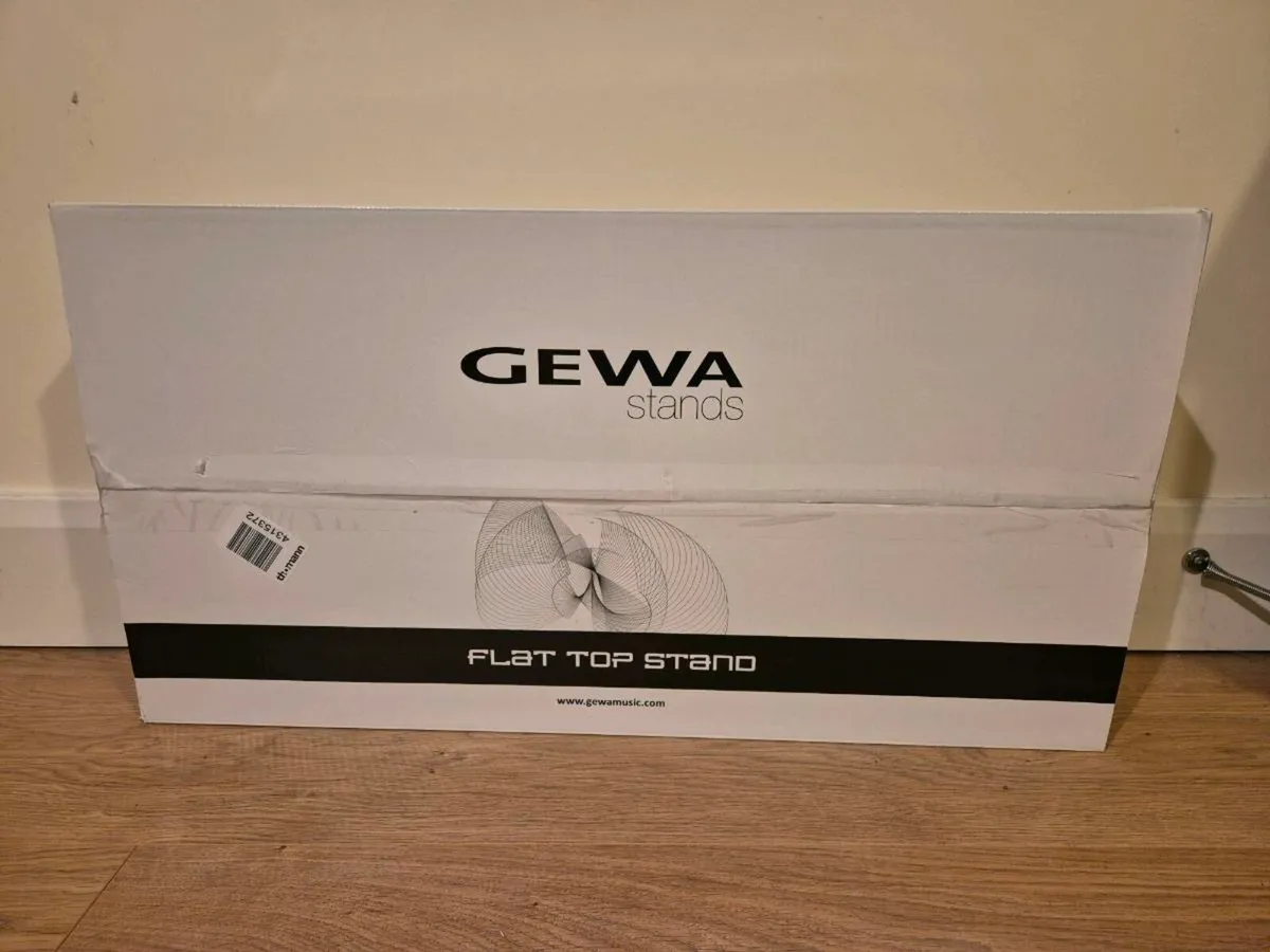 Gewa EQS-10B Keyboard Stand - Image 1