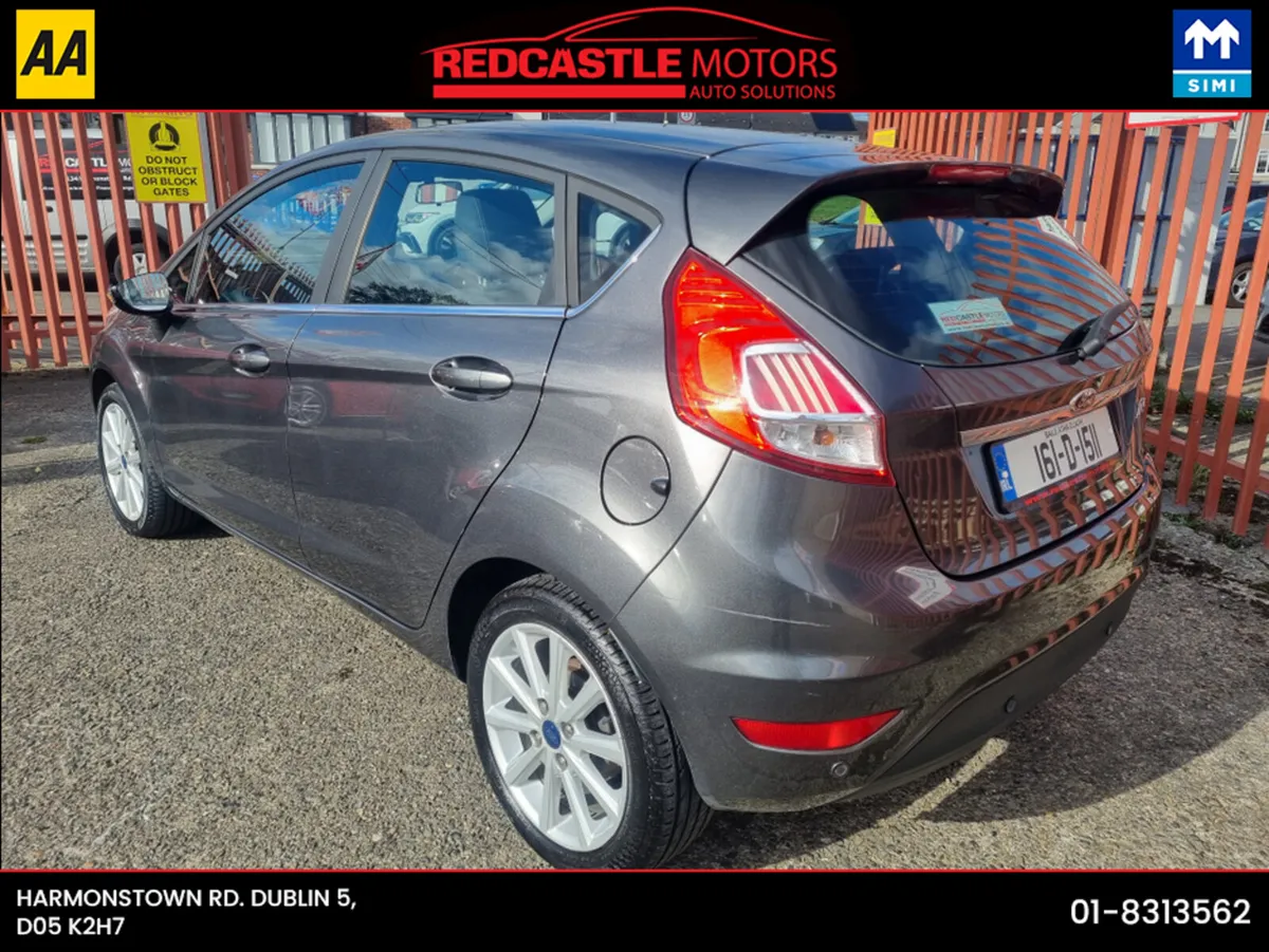 Ford Fiesta TITANIUM 1.0 65PS M5 4DR (NCT 01/27) - Image 3