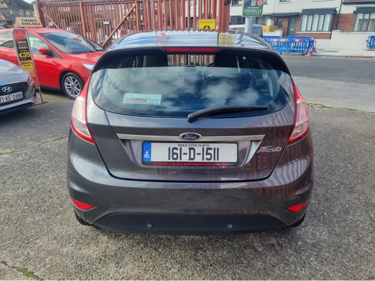 Ford Fiesta TITANIUM 1.0 65PS M5 4DR (NCT 01/27) - Image 4
