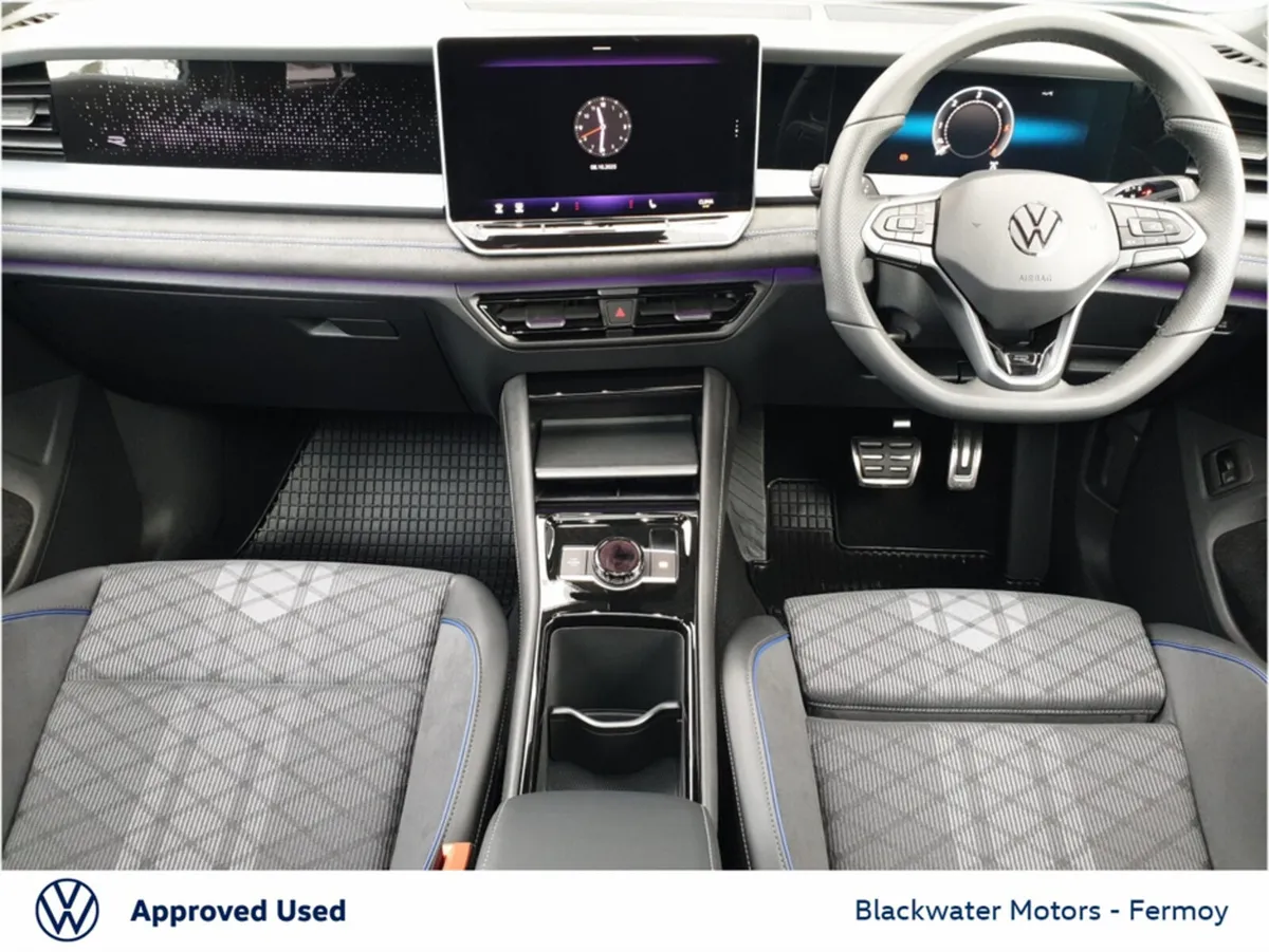 Volkswagen Tayron 2.0TDI 150BHP R-LINE 75 WITH PAN - Image 2